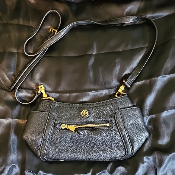 Tory Burch Black Leather Crossbody Bag EUC w/ Dust Bag! - Picture 2 of 14